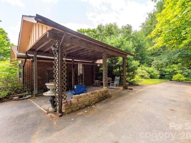 House for sale in Marshall, North Carolina