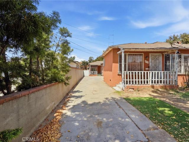 House for sale in Inglewood, California