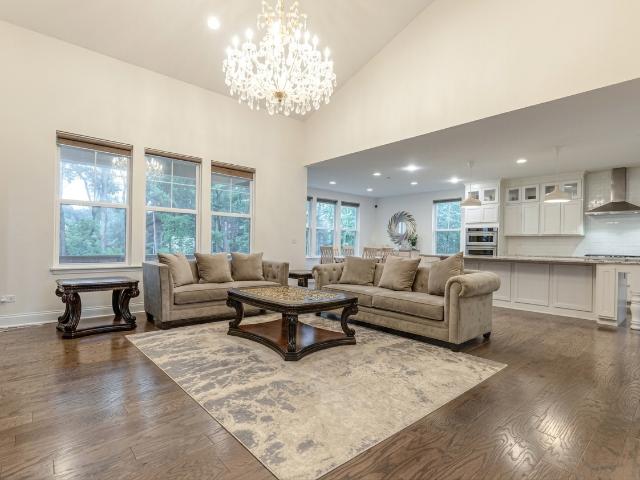 House for sale in The Residences at Cuneo Mansion & Gardens, Vernon Hills