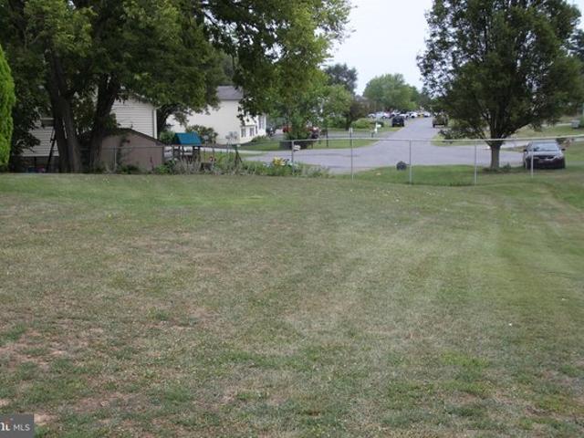 House for sale in Falling Waters, West Virginia