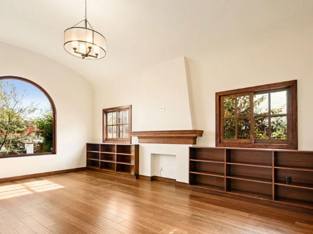 Property for rent in Canoga Park, California