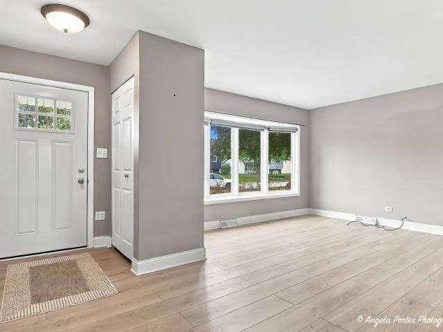 House for sale in Mundelein, Illinois