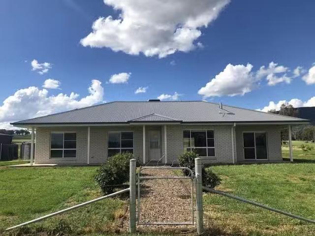 House for rent in Piallamore, New South Wales