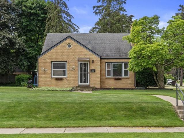 House for sale in South Milwaukee, Wisconsin