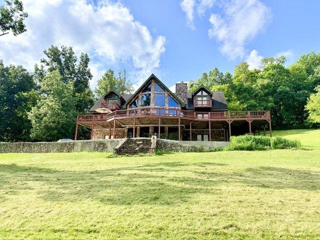 House for sale in Albany, Ohio