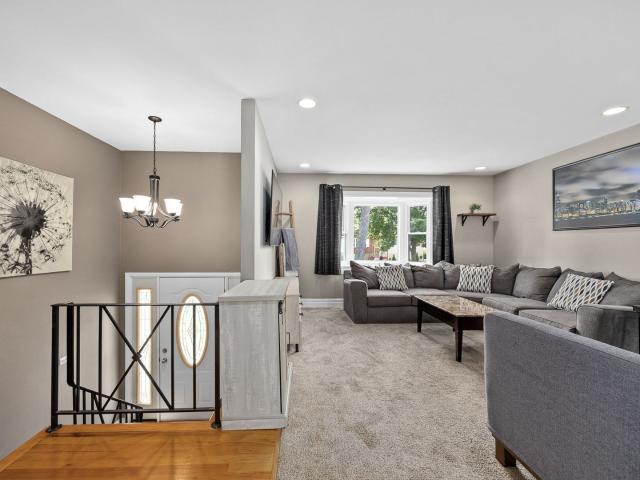 House for sale in Eastwood, Addison