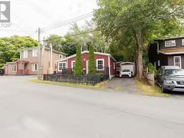 House for sale in Foxtrap, Newfoundland And Labrador