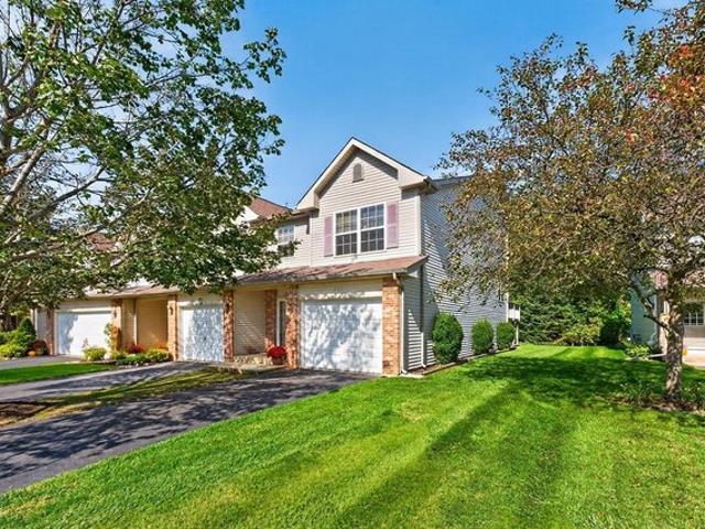 Townhouse for sale in Belvidere, Boone County