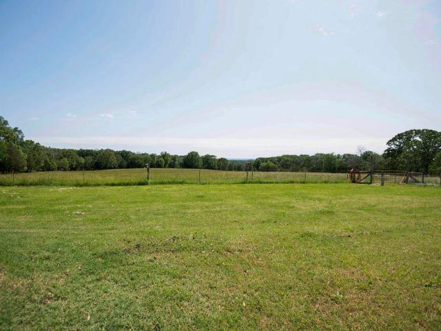 House for sale in Cedarcreek, Missouri