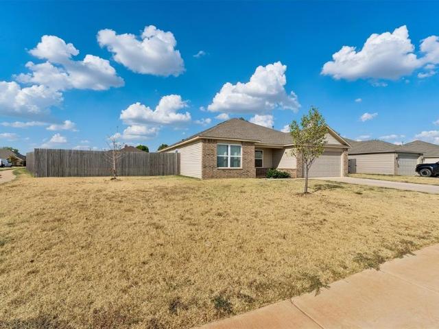 House for sale in Mustang, Oklahoma