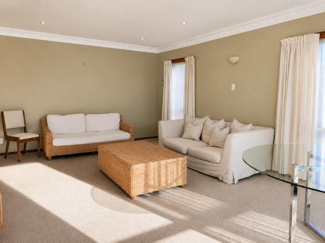 House for rent in Otakou