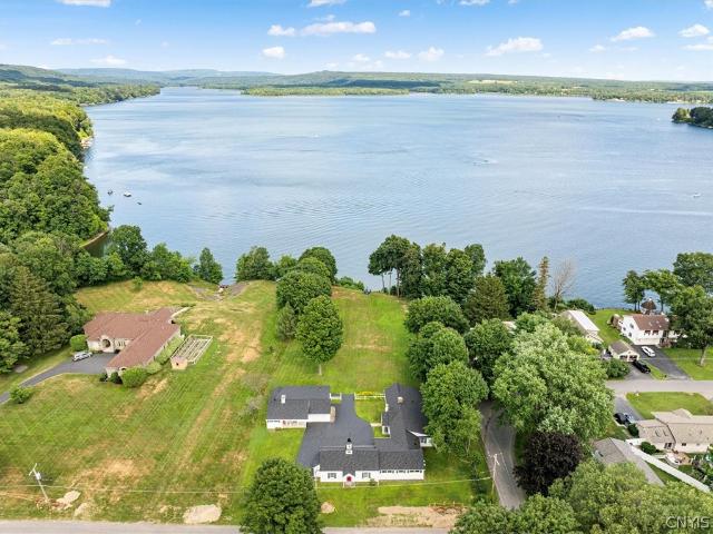 House for sale in Oneida, New York
