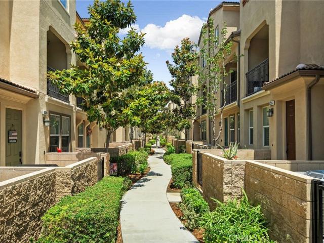 House for sale in Mira Loma, California