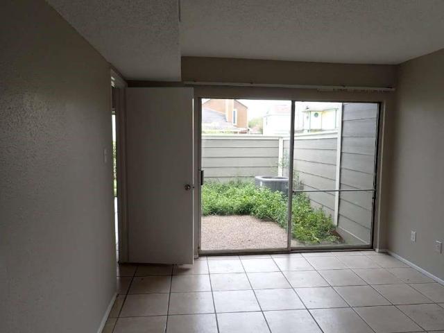 Townhouse for sale in Houston