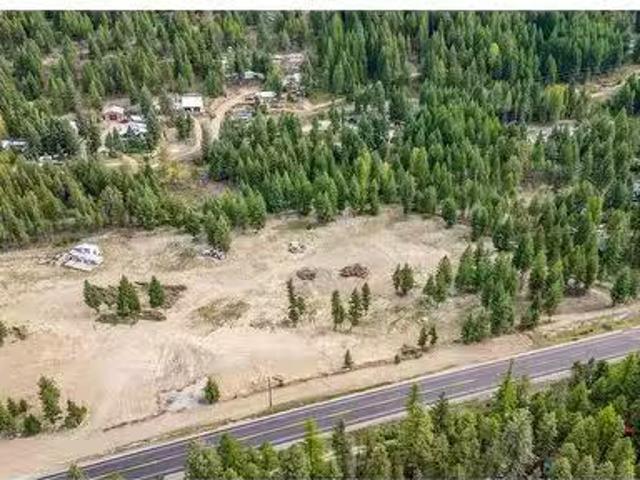 House for sale in Carmi, British Columbia