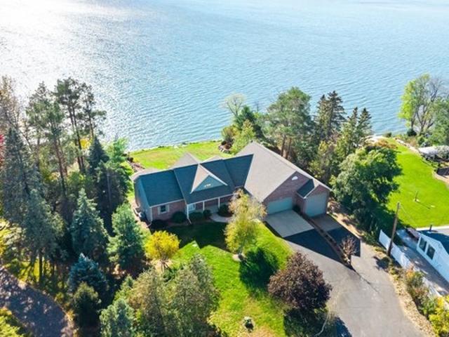 House for sale in Cannon Falls, Goodhue County