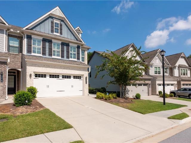 Townhouse for sale in Buford, Gwinnett County