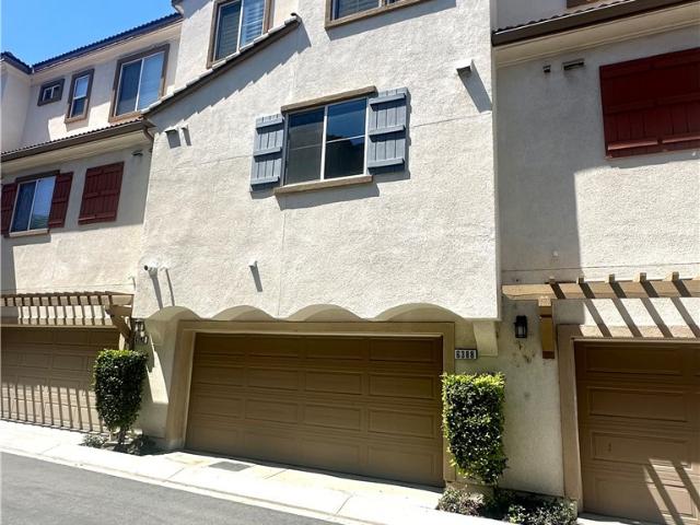 Townhouse for sale in Mira Loma, California