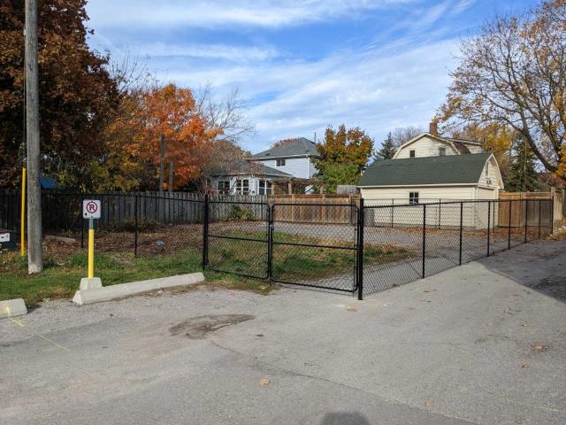 Office for sale in York, Ontario