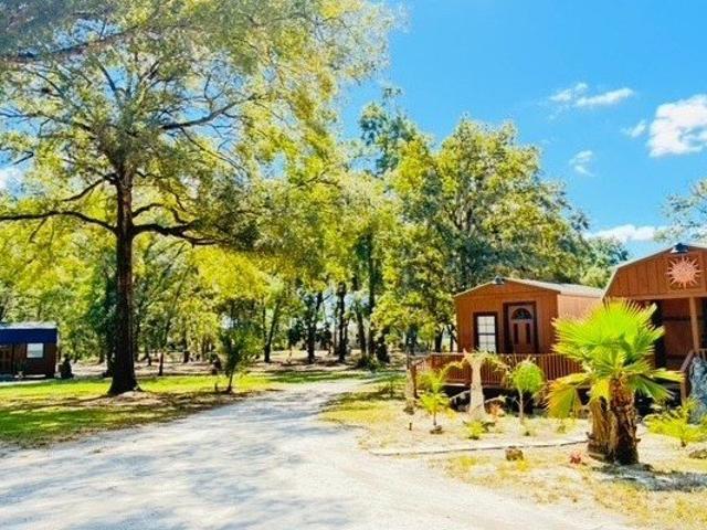 House for sale in Bell, Florida