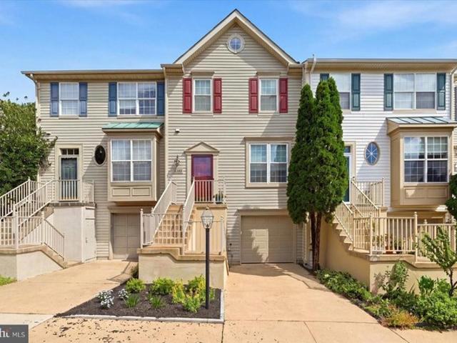 Townhouse for sale in Virginia
