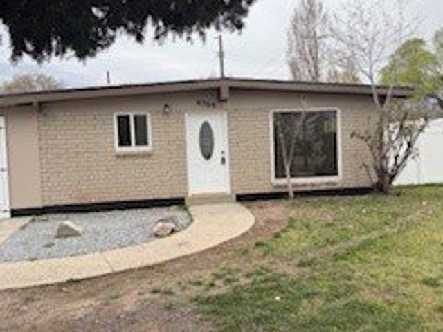 House for sale in West Valley City, Utah