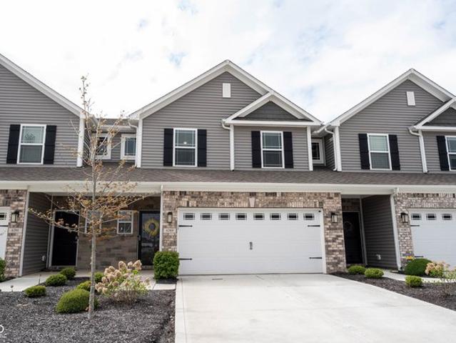 Townhouse for sale in Whitestown, Indiana