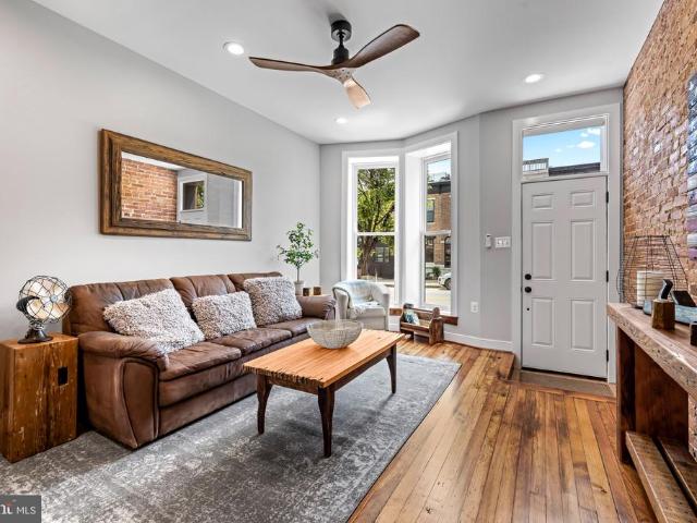 Townhouse for sale in Gibsonton, Maryland