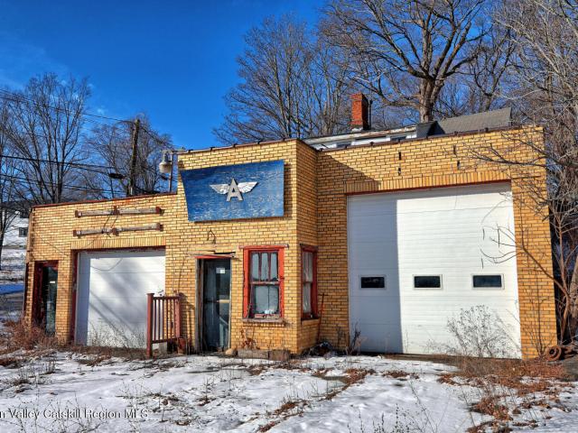 House for sale in Acra, New York