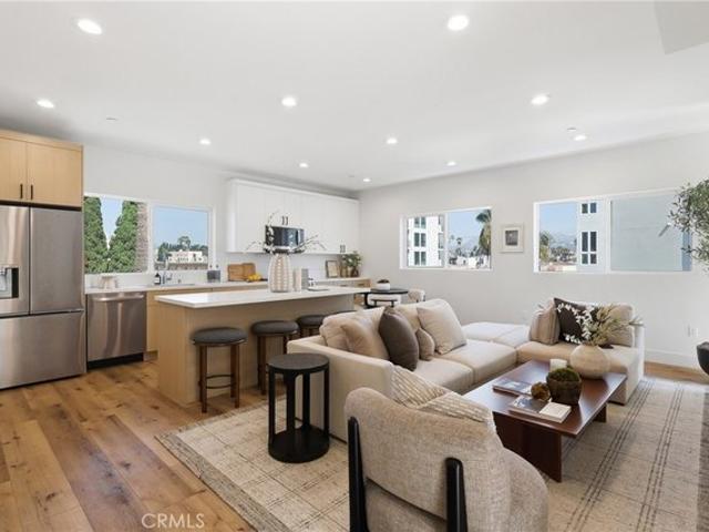 House for sale in Canoga Park, California