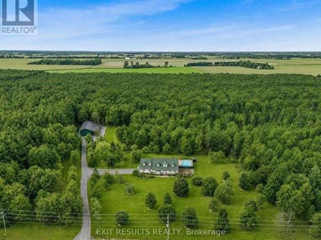 House for sale in Russell, Ontario