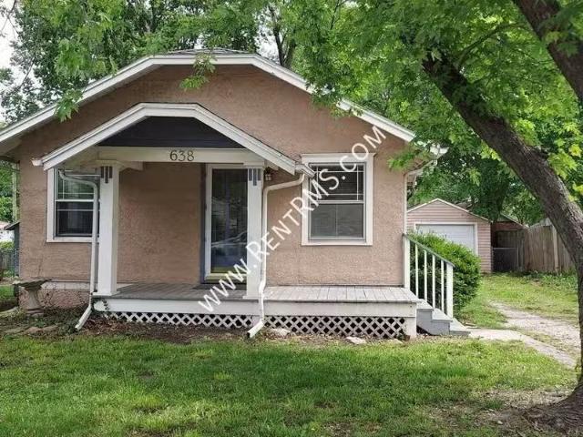 House for rent in Shawnee Mission