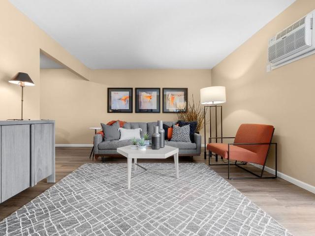 Apartment for rent in Hennepin, Minnesota