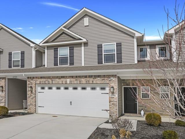 Townhouse for sale in Whitestown, Indiana