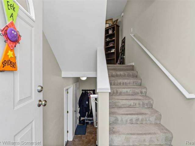 Condo for sale in Cheshire Park, Independence Charter Township