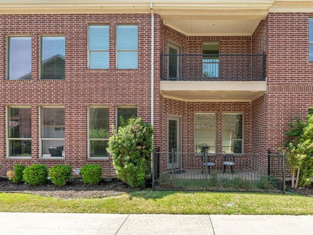Townhouse for sale in Frisco, Texas