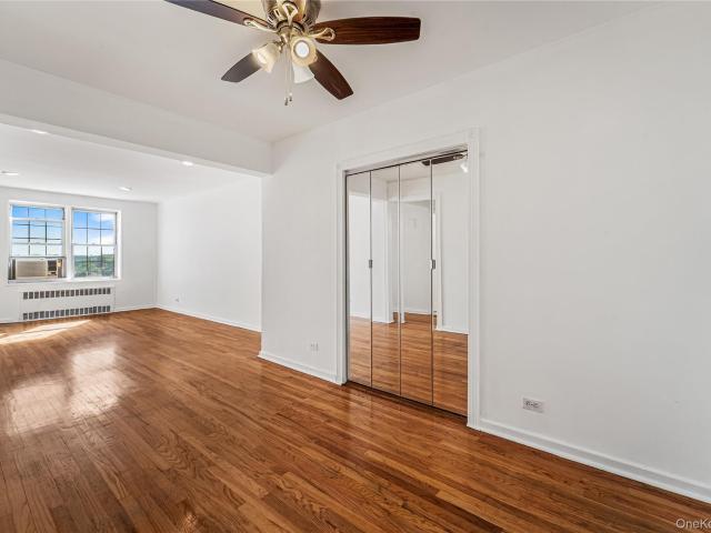 Condo for sale in Queens, Arverne