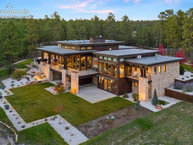 House for sale in Colorado Springs, El Paso County