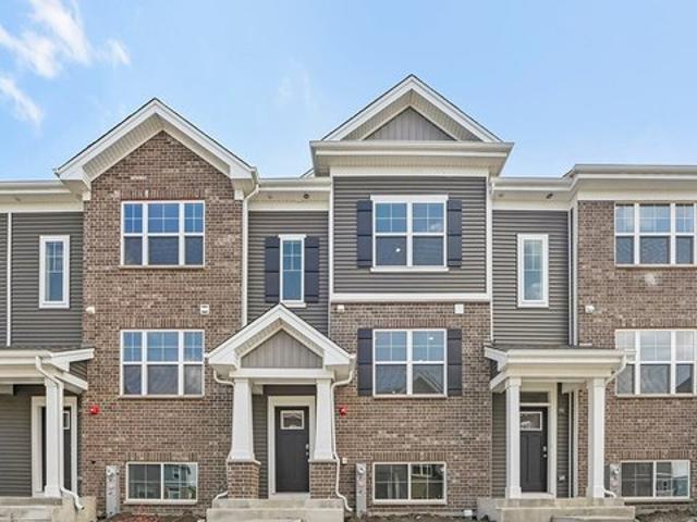 Townhouse for sale in Tinley Park, Illinois