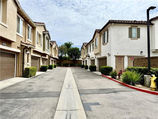 Townhouse for sale in Mira Loma, California