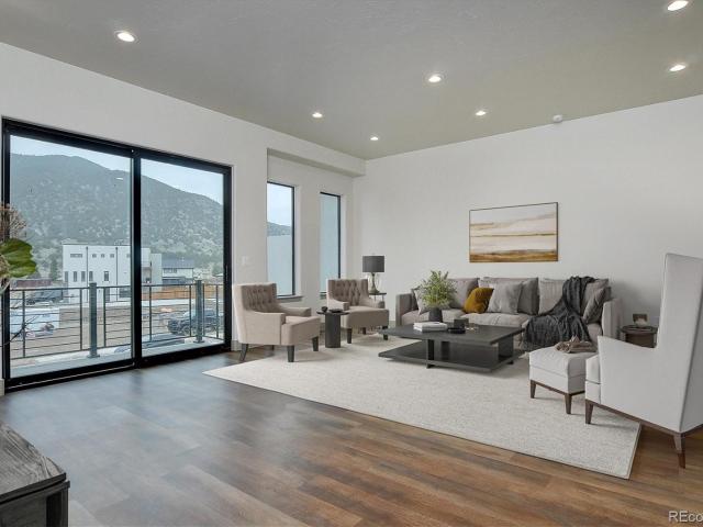 Condo for sale in Salida