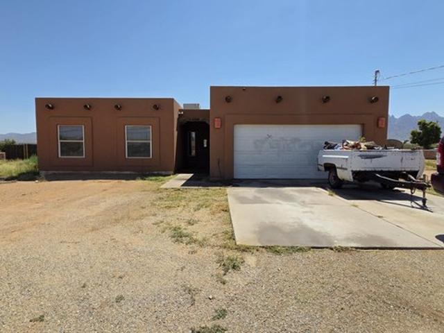 House for sale in Dona Ana, New Mexico