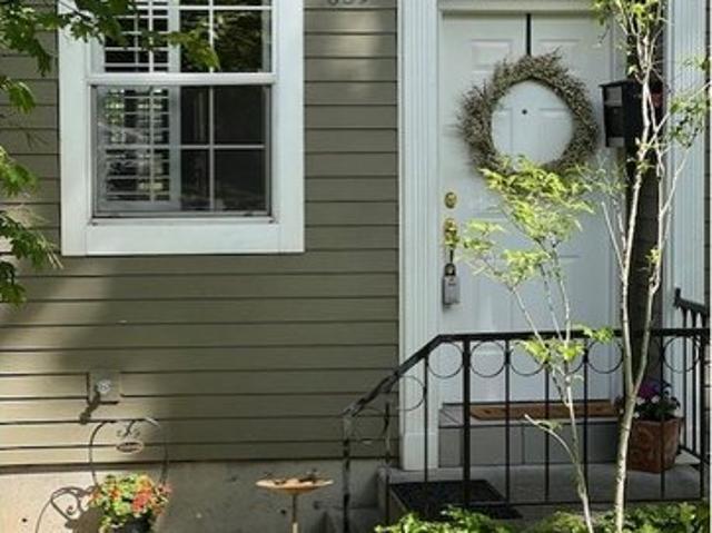 Townhouse for sale in Oregonia