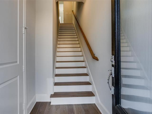 Townhouse for sale in Irving, Texas