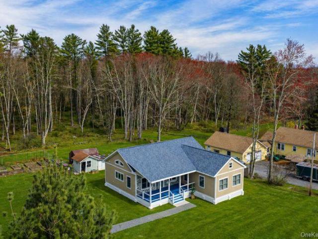 House for sale in Bloomingburg, New York