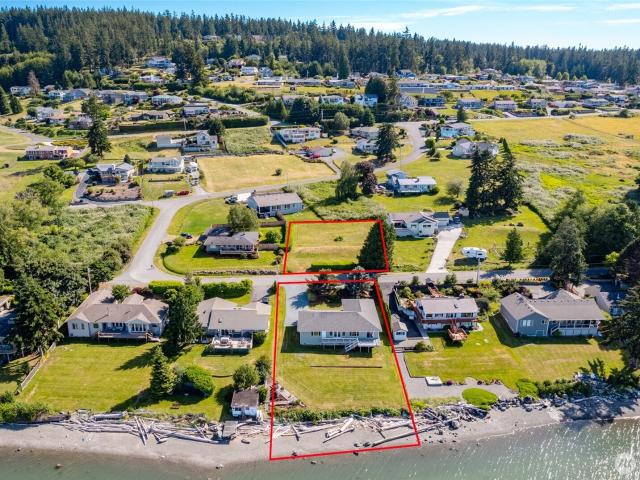 House for sale in Oak Harbor, Washington