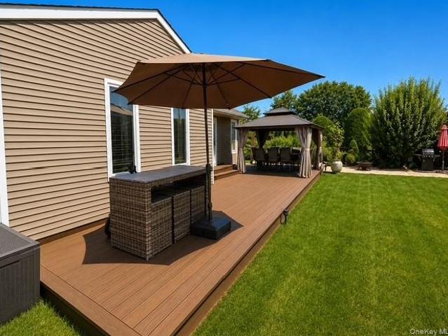 House for sale in Babylon, New York