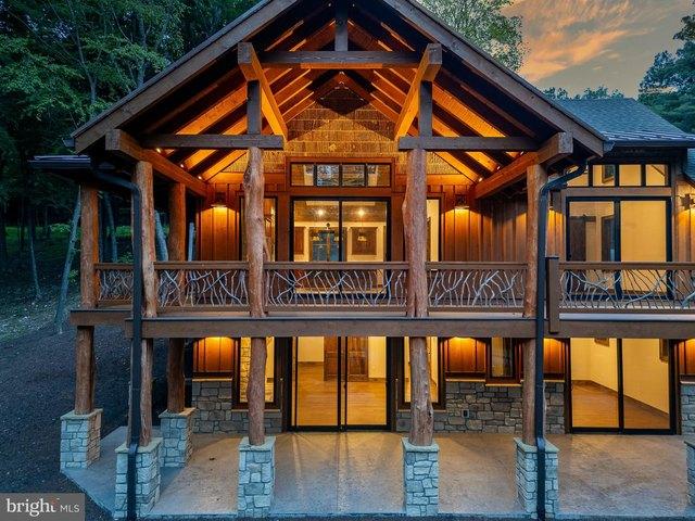 House for sale in Franklin, West Virginia