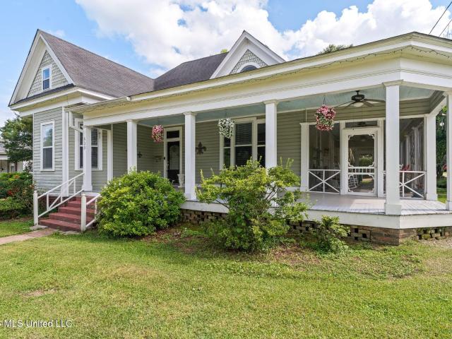 House for sale in Mccomb, Mississippi