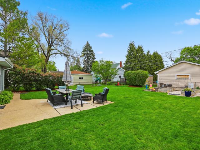House for sale in Arlington Heights, Illinois